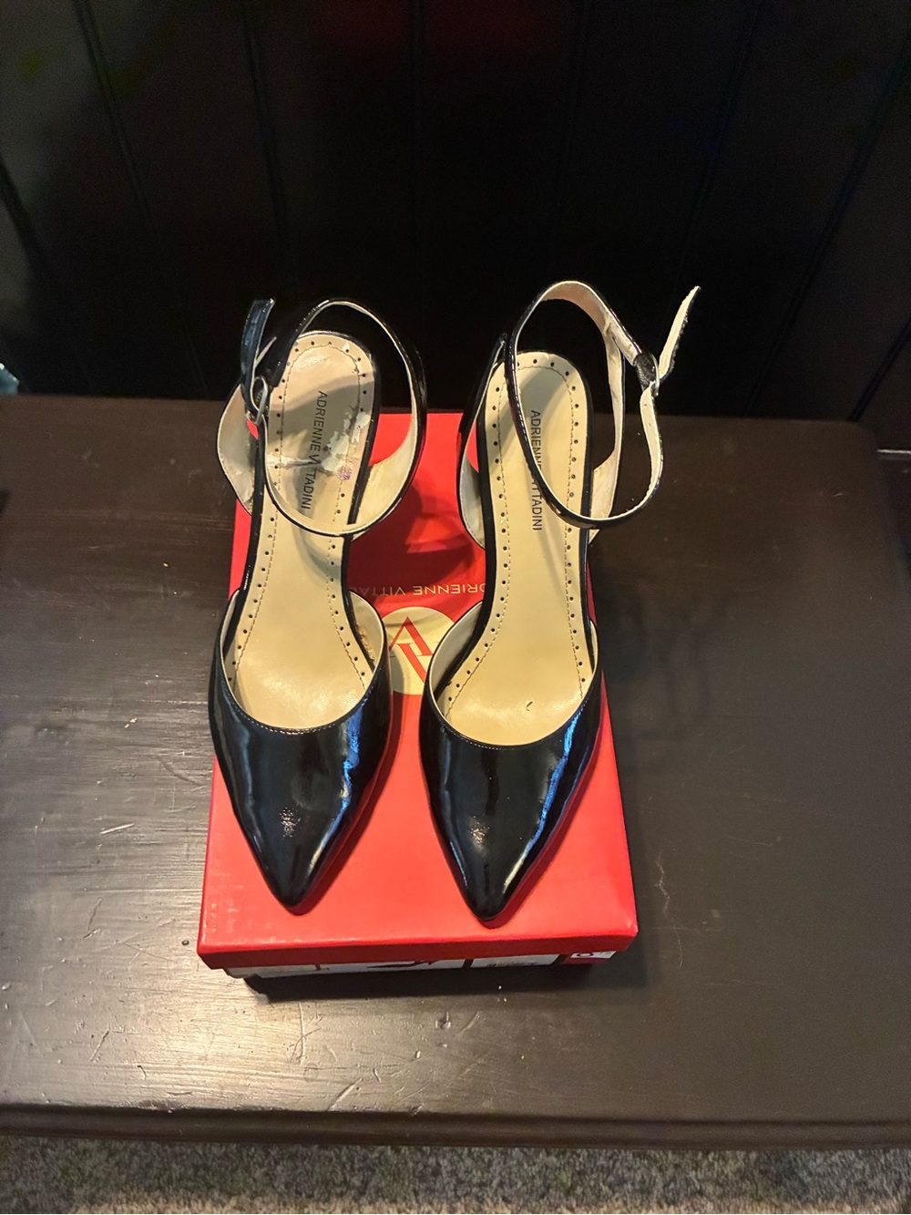 Adrienne Vittadini Black Patent Pointed Ankle-Strap Pumps sz 8.5
